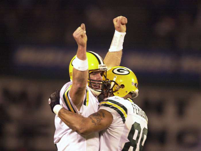 brett-favre-green-bay-packers-father-died-raiders.jpg